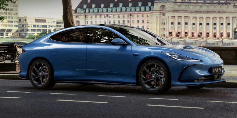 MG IM5: Ansicht von rechts