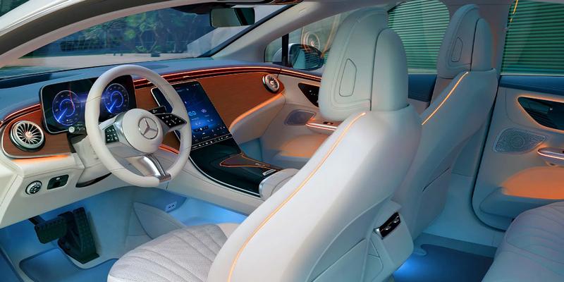 Mercedes-Benz EQE Limousine: Innenraum und Infotainment