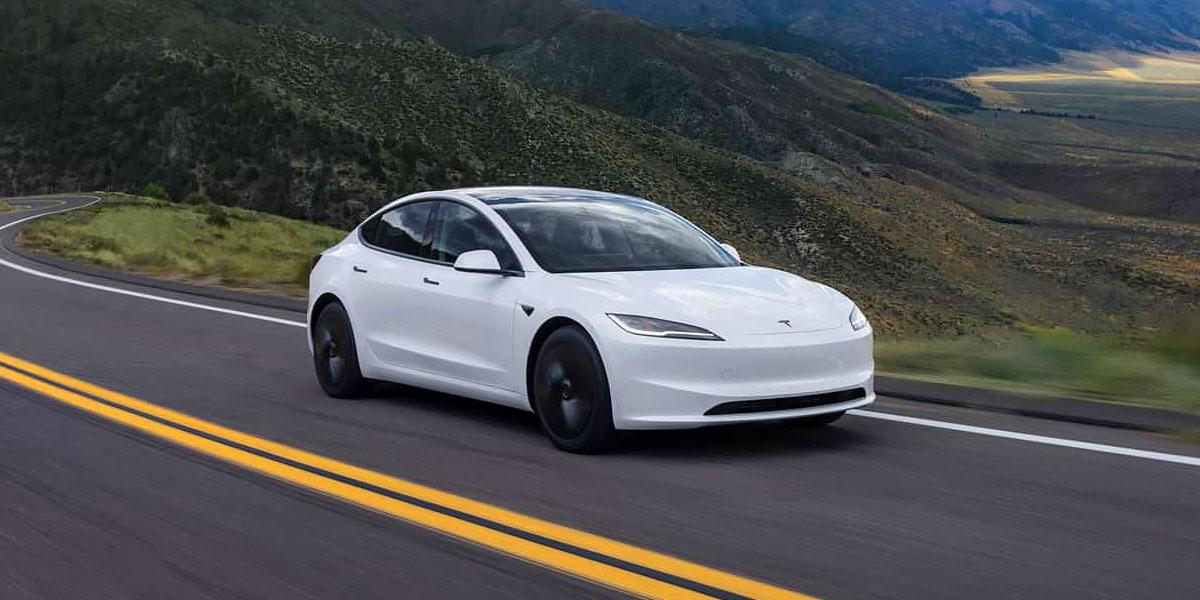 Tesla Model 3: Ansicht von rechts