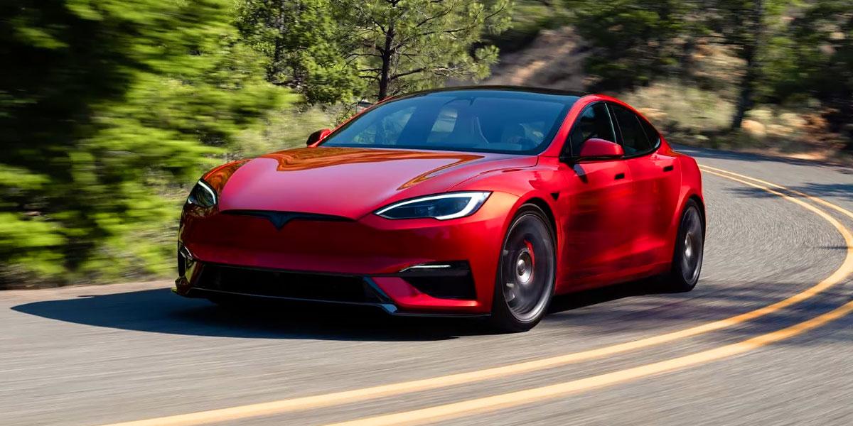 Tesla Model S: Vorderansicht