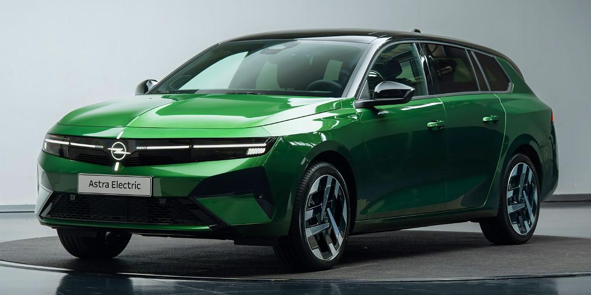 Opel Astra Sports Tourer Electric: Ansicht von links