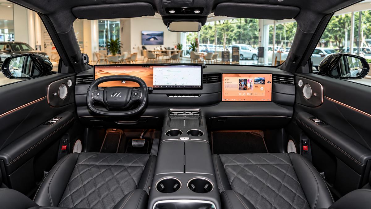 IM LS8 NEO: Innenraum und Infotainment